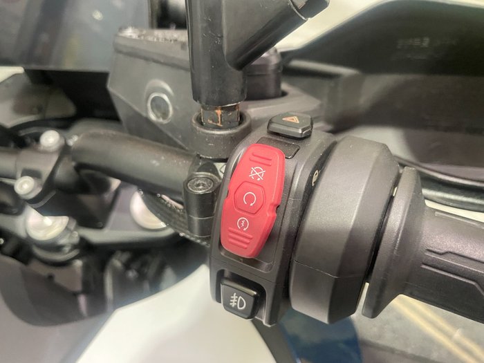 2023 CFMOTO MT EXPLORE NEBULA WHITE