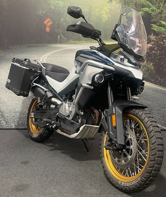 2023 CFMOTO MT EXPLORE NEBULA WHITE