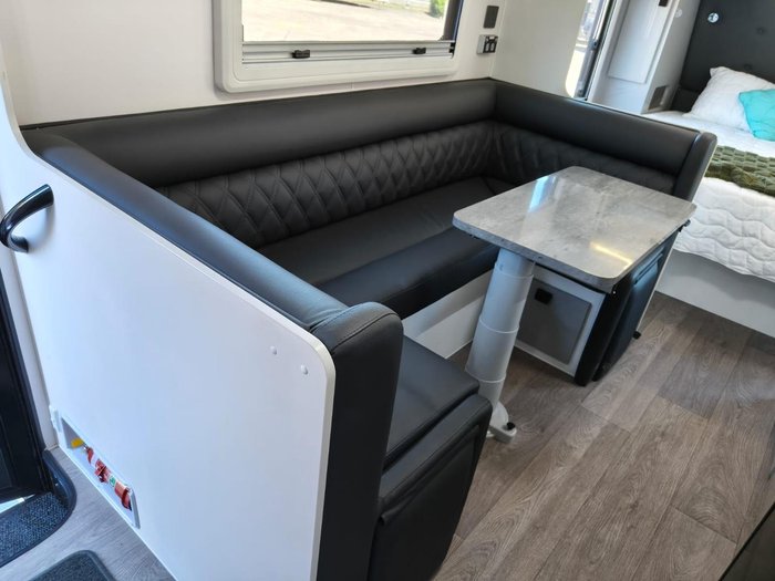 2025 JB Caravans Dirt Road Xtreme 20'8 Family Bunk