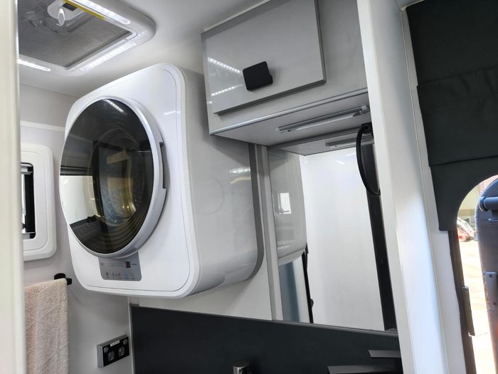 2025 JB Caravans Dirt Road Xtreme 20'8 Family Bunk