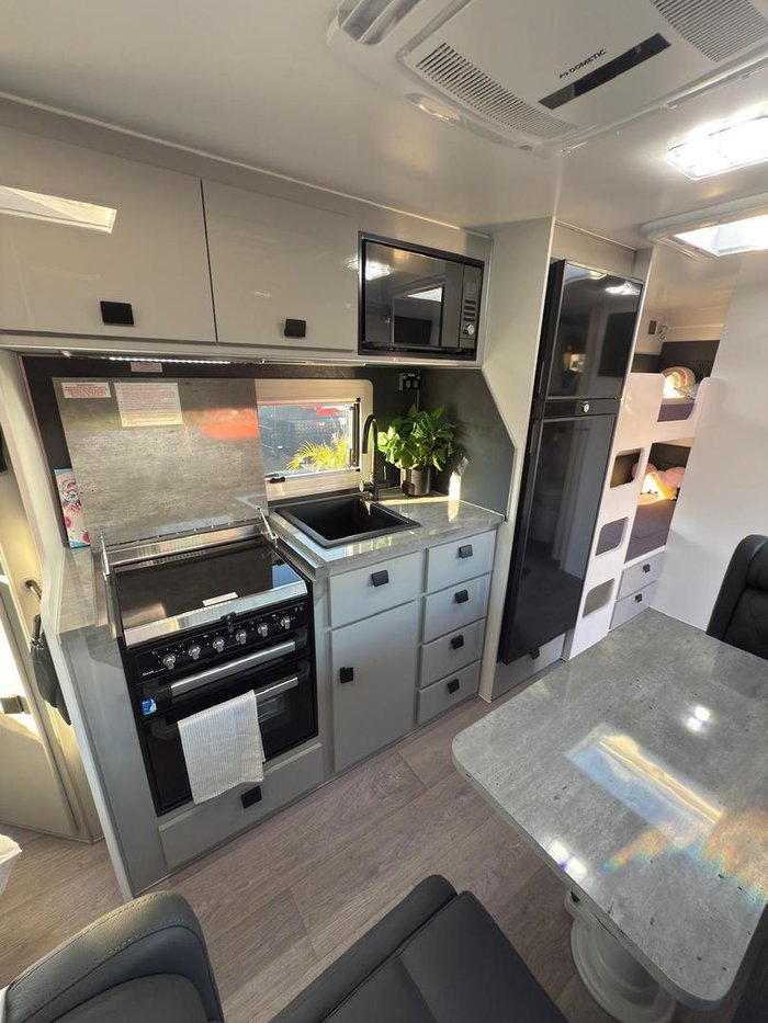 2025 JB Caravans Dirt Road Extreme