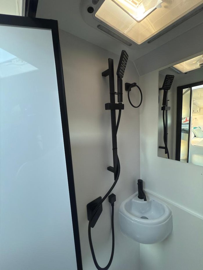2025 JB Caravans Gator X 18' Family Bunk