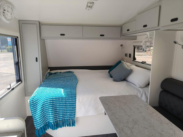2025 JB Caravans Gator X 18' Family Bunk