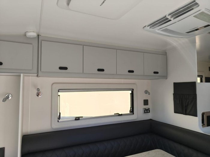 2025 JB Caravans Gator X 18' Family Bunk