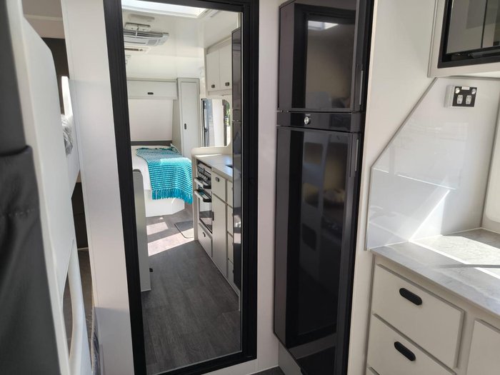 2025 JB Caravans Gator X 18' Family Bunk