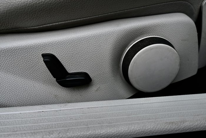 2013 Mercedes-Benz C-Class C200 W204 Tenorite Grey