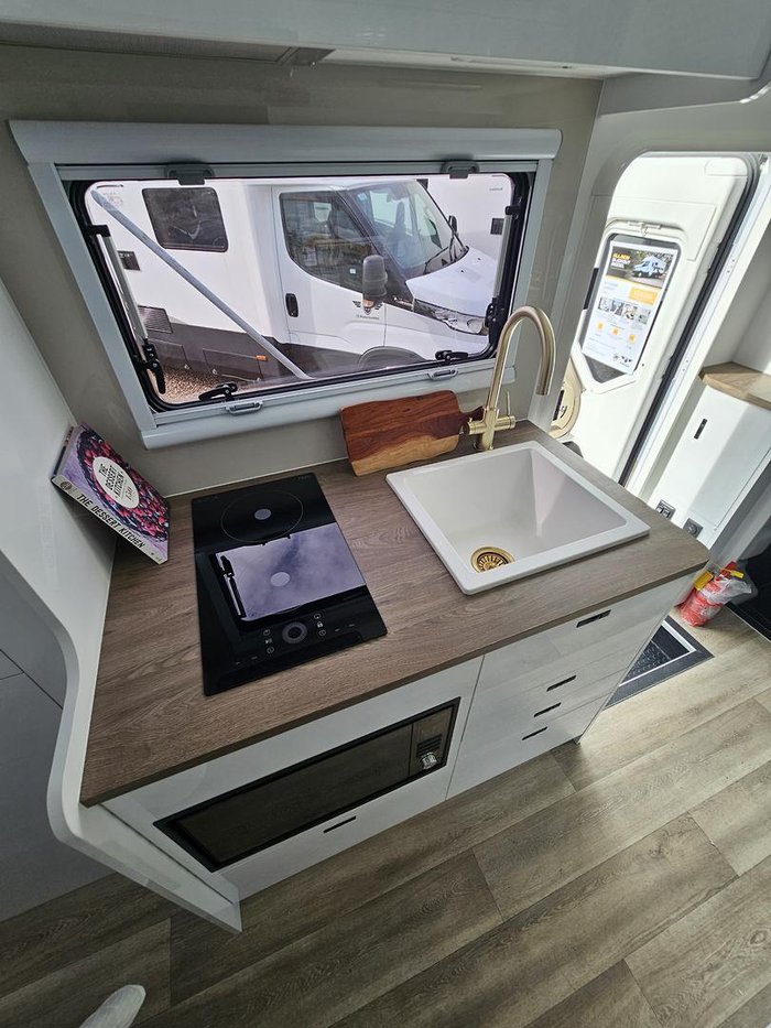 2025 JB Caravans Jb Touring Motor Home Slideout