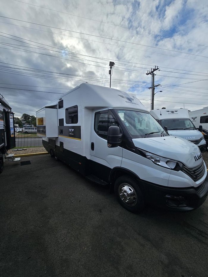 2025 JB Caravans Jb Touring Motor Home Slideout