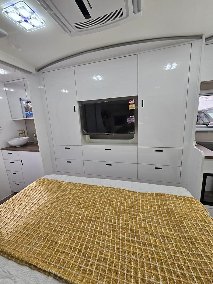 2025 JB Caravans Jb Touring Motor Home Slideout
