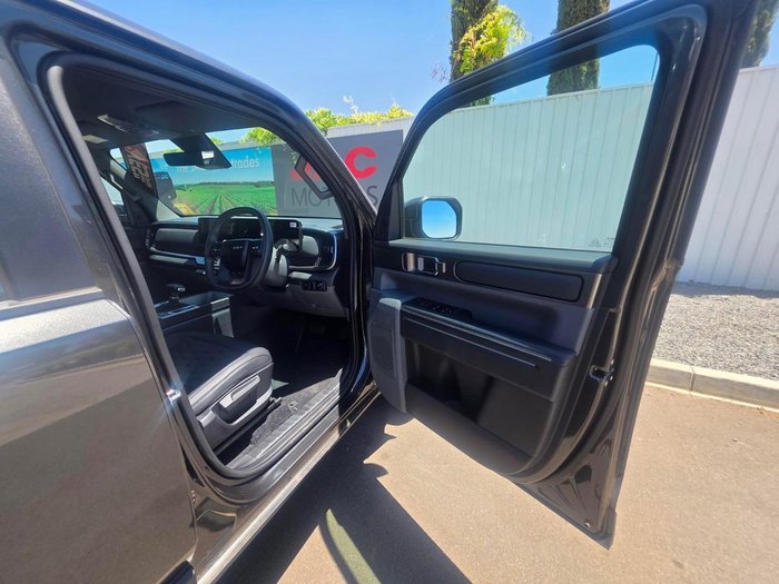 2025 Kia Tasman SX+