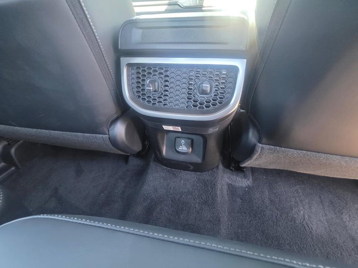 2025 Kia Tasman SX+