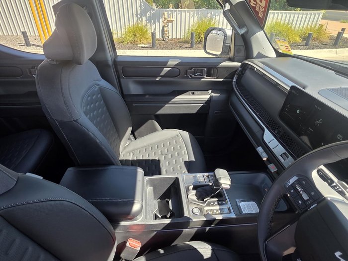2025 Kia Tasman SX+