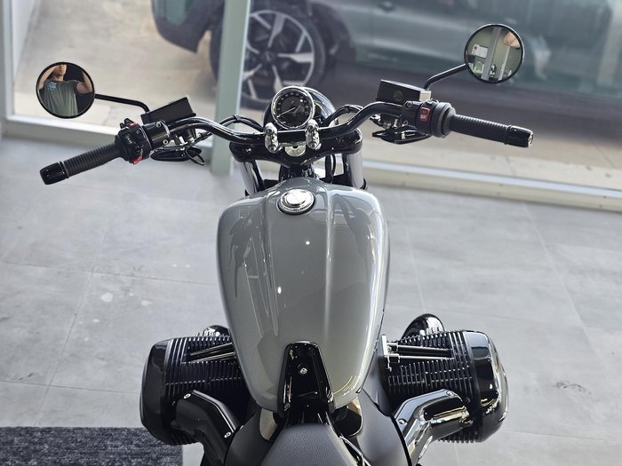 2025 BMW R 18 Blacked Out R 18 Grey