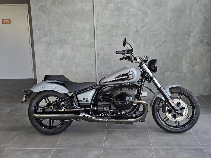 2025 BMW R 18 Blacked Out R 18 Grey