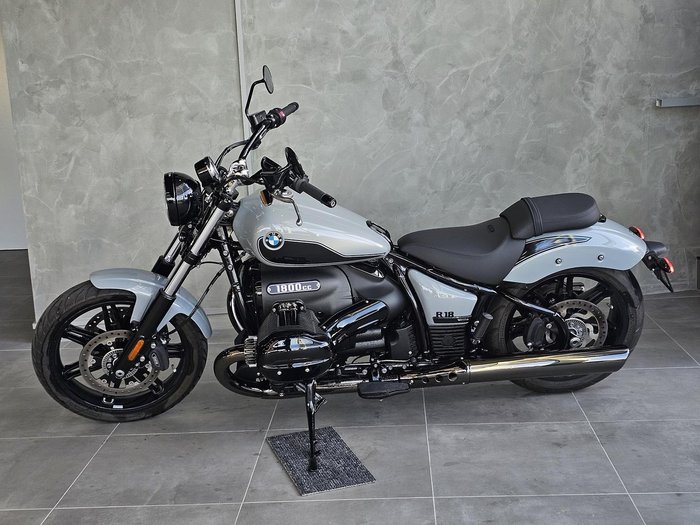 2025 BMW R 18 Blacked Out R 18 Grey