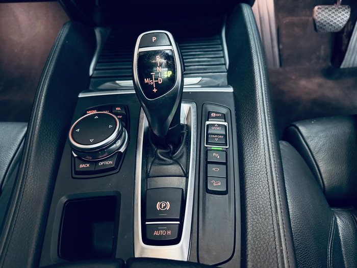 2015 BMW X6 xDrive30d F16 4X4 Constant Alpine White