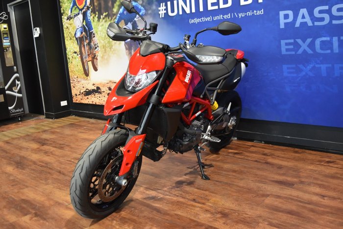 2021 Ducati HYPERMOTARD 950 (RED) Red