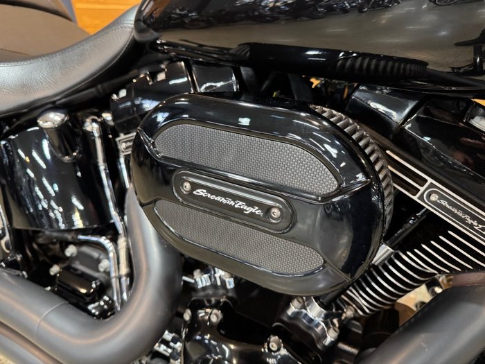 2017 Harley-davidson FLSTFBS FAT BOY S Black