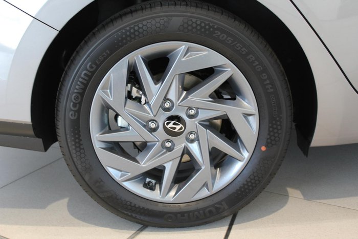 2025 Hyundai i30 Elite Hybrid