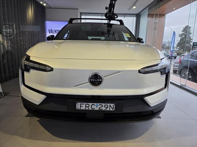 2024 Volvo EX30 Single Motor Extended Range Ultra