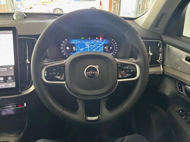 2025 Volvo XC90 Ultra B5 Bright