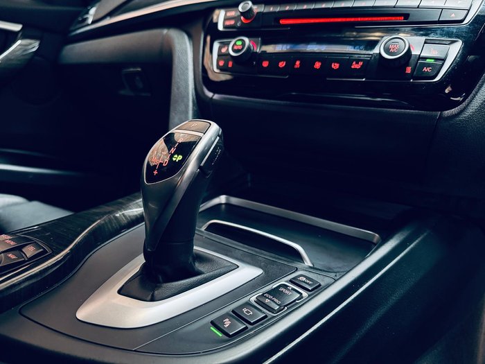 2016 BMW 3 Series 330i M Sport F30 LCI Glacier Silver