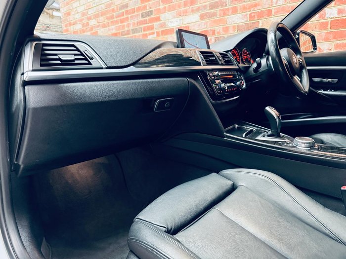 2016 BMW 3 Series 330i M Sport F30 LCI Glacier Silver