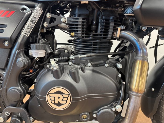 2022 Royal Enfield SCRAM 411 - MID E5 BLAZING BLACK
