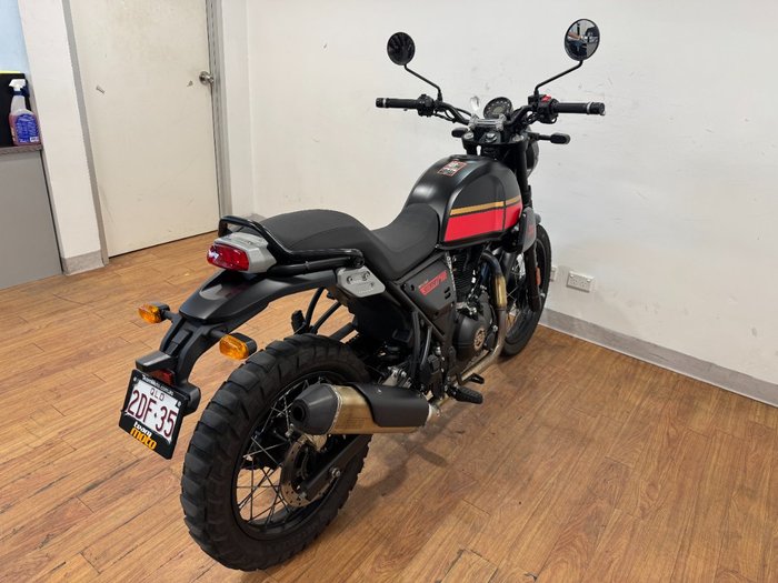 2022 Royal Enfield SCRAM 411 - MID E5 BLAZING BLACK