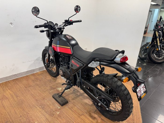 2022 Royal Enfield SCRAM 411 - MID E5 BLAZING BLACK