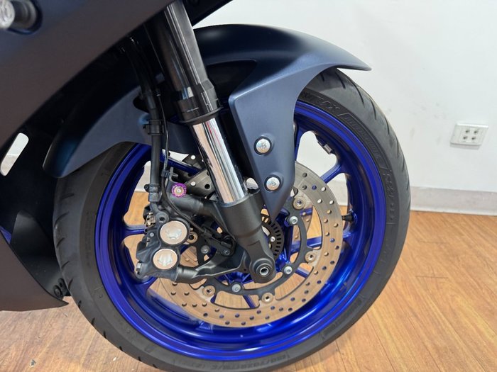 2022 Yamaha YZF-R7LA BLUE