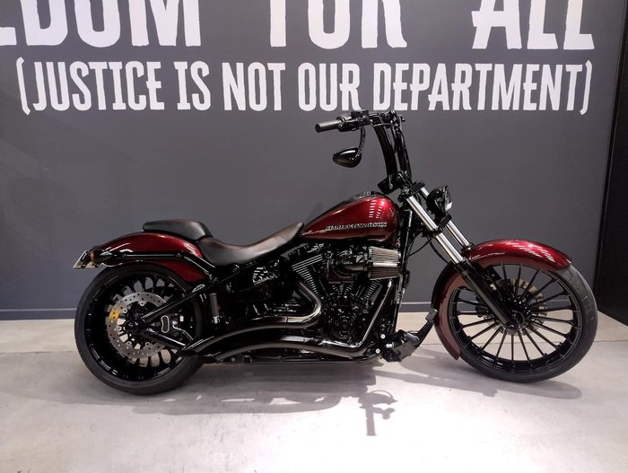 2016 Harley-Davidson Breakout 103 (FXSB) Softail Black