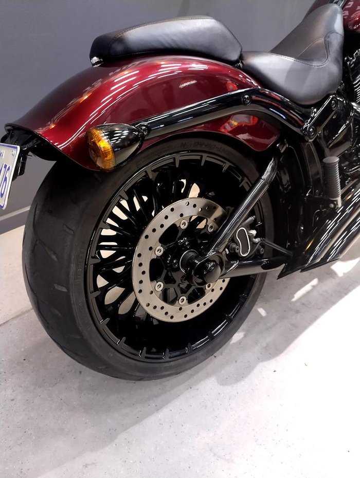 2016 Harley-Davidson Breakout 103 (FXSB) Softail Black