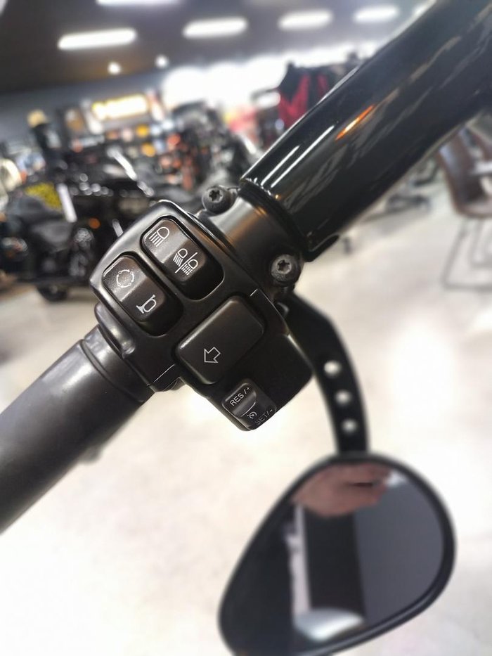 2016 Harley-Davidson Breakout 103 (FXSB) Softail Black