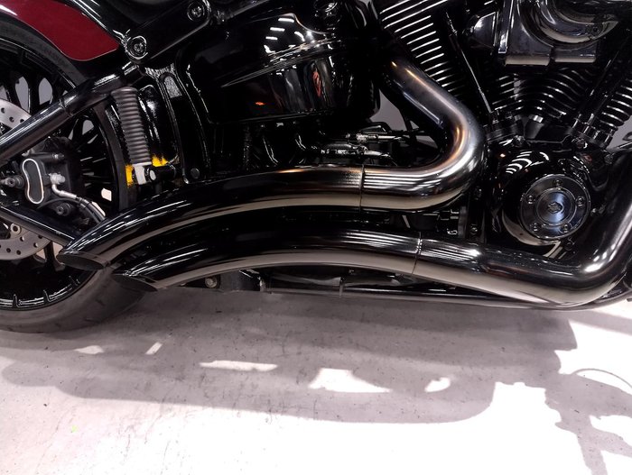 2016 Harley-Davidson Breakout 103 (FXSB) Softail Black