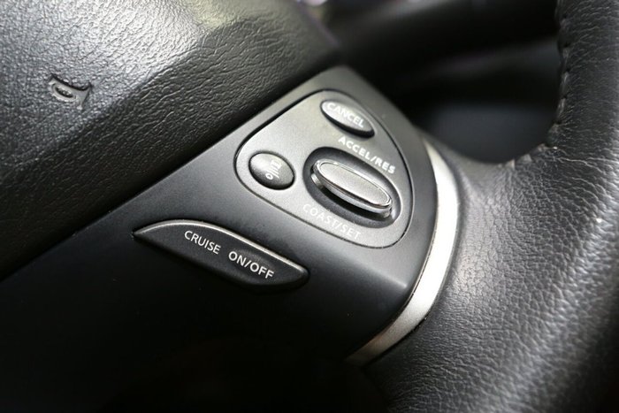 2019 Nissan Pathfinder ST-L