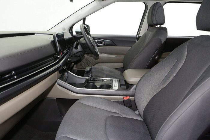 2024 Kia Carnival S