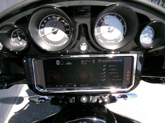 2022 BMW Motorrad R 18 BLACK STORM METALLIC