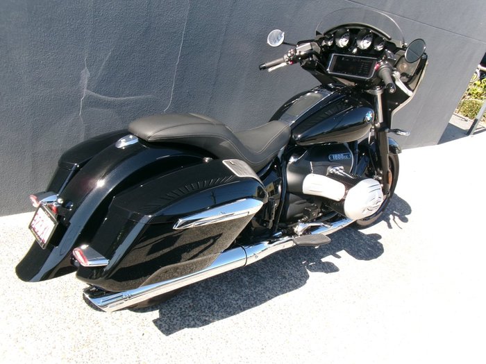 2022 BMW Motorrad R 18 BLACK STORM METALLIC