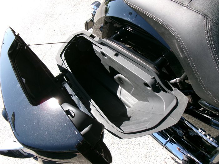 2022 BMW Motorrad R 18 BLACK STORM METALLIC