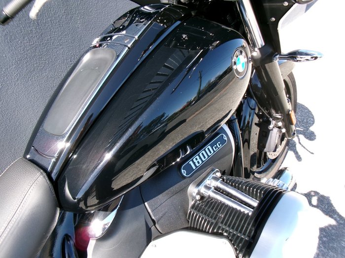 2022 BMW Motorrad R 18 BLACK STORM METALLIC