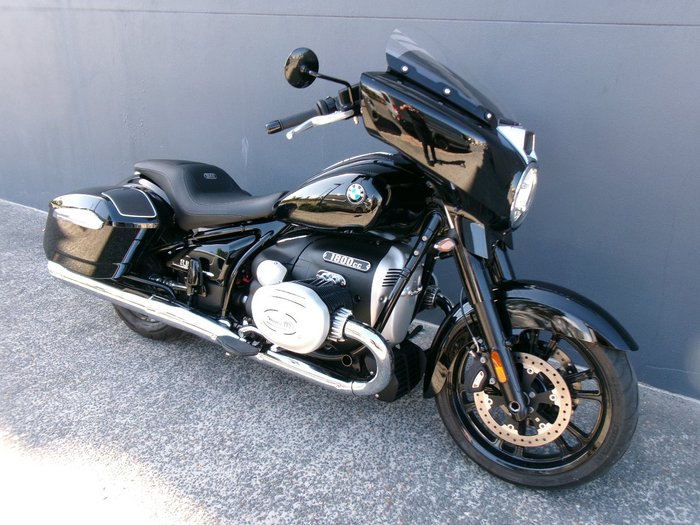 2022 BMW Motorrad R 18 BLACK STORM METALLIC