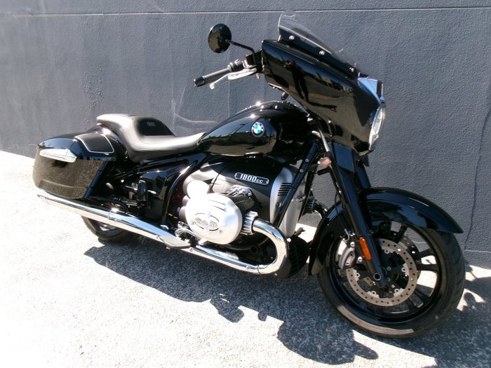 2022 BMW Motorrad R 18 BLACK STORM METALLIC