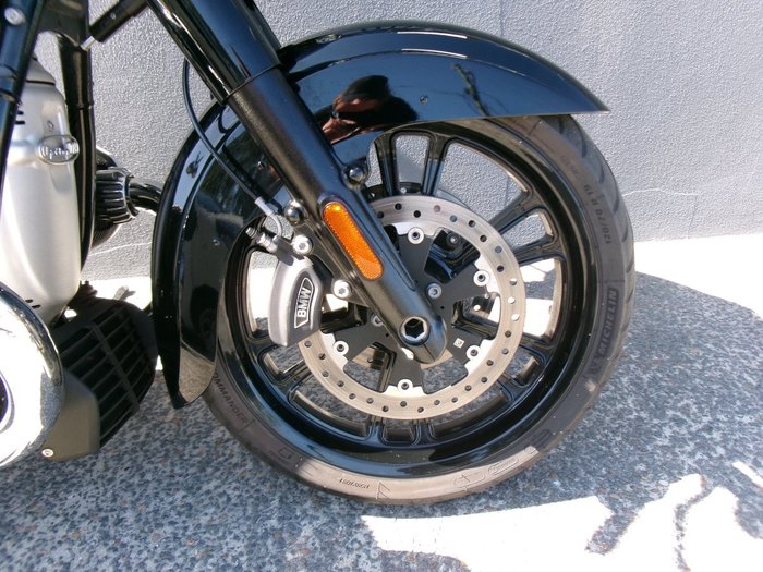 2022 BMW Motorrad R 18 BLACK STORM METALLIC