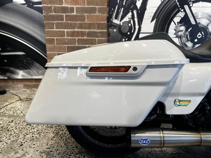 2023 Harley-Davidson Street Glide ST 117 (FLHXST) Touring White