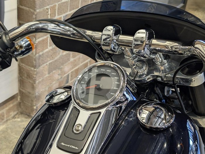 2019 Harley-Davidson Sport Glide 107 (FLSB) Softail Blue