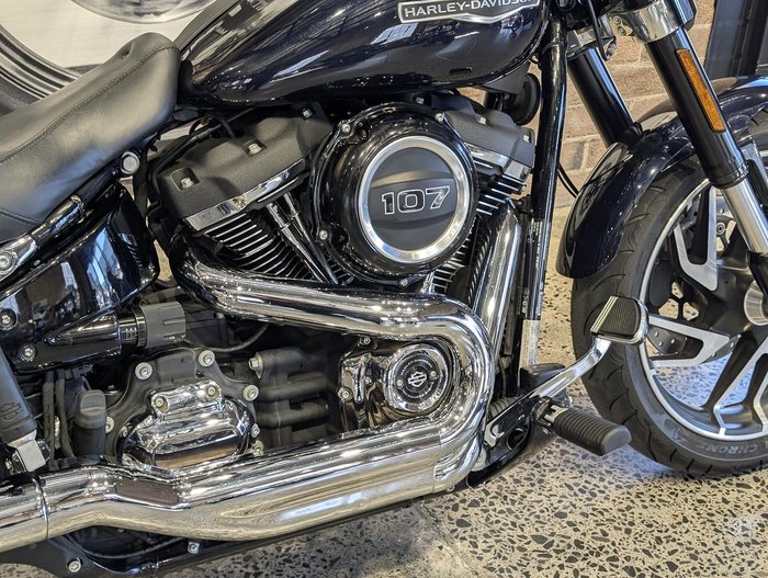 2019 Harley-Davidson Sport Glide 107 (FLSB) Softail Blue