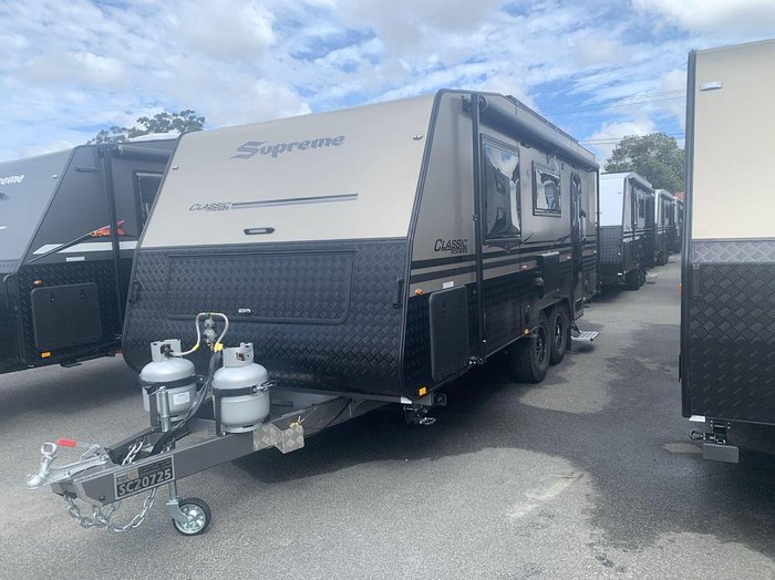 2025 Supreme 2000_R_K1e1_T Classic Tourer 20'