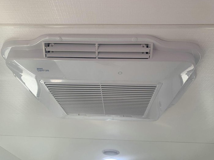 2025 Supreme 2000_R_K1e1_T Classic Tourer 20'