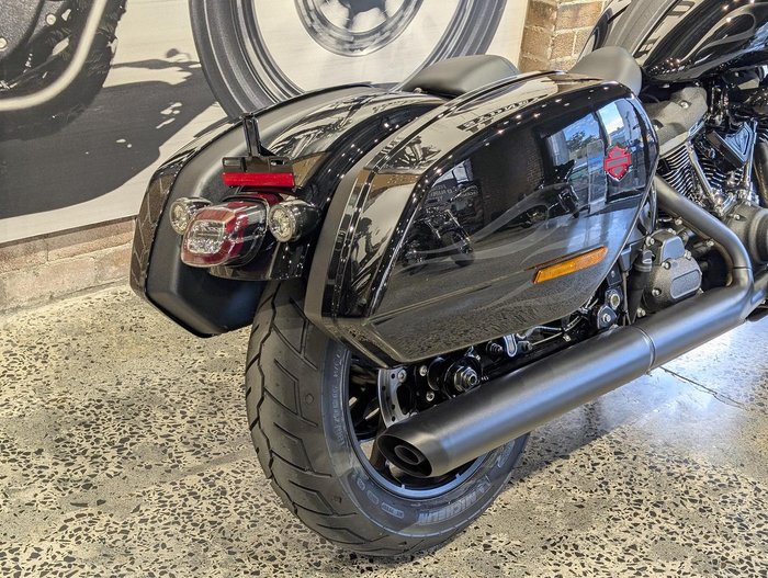 2025 Harley-Davidson Low Rider ST 117 (FXLRST) Softail